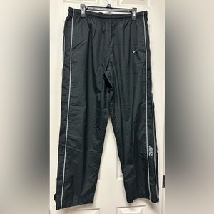 Gently worn Vintage Nike lined pants / joggers, size large